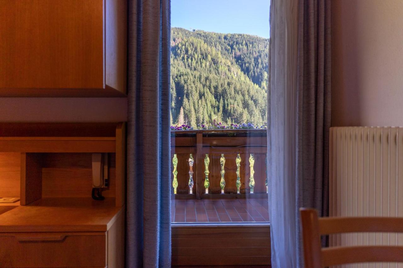 Chalet Fisti La Villa  Luaran gambar